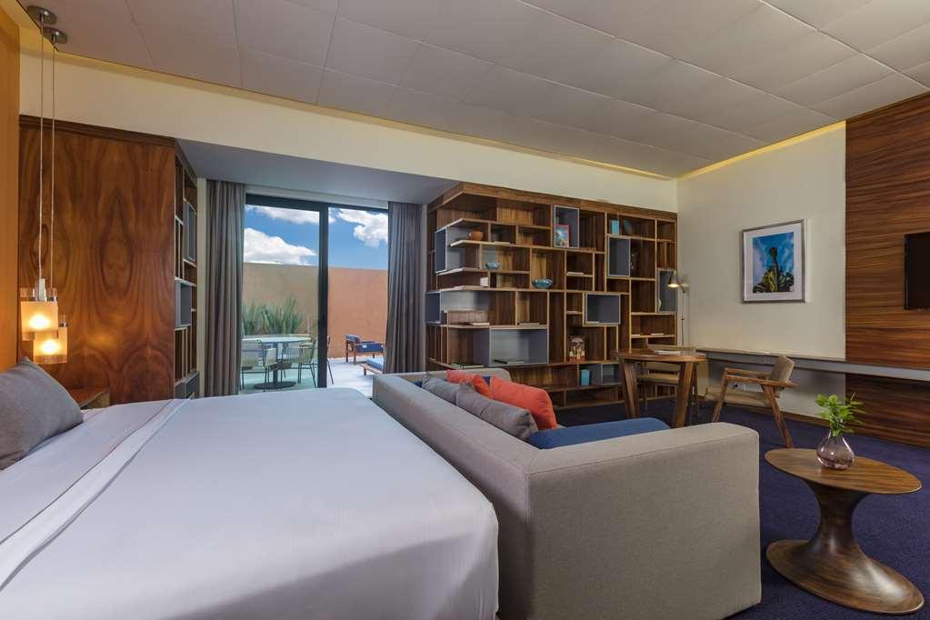 Hyatt Centric Campestre Leon Hotel Room photo